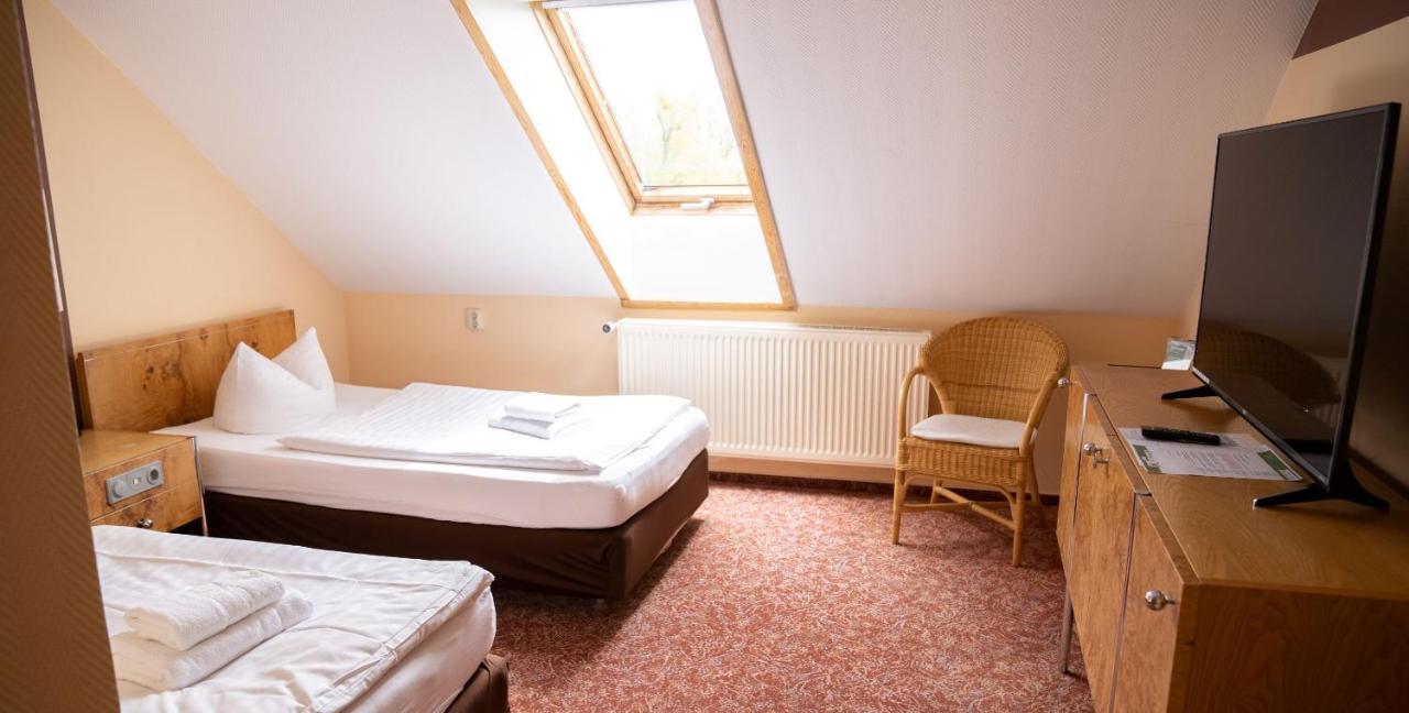 Hotel Am Uckersee Röpersdorf Exterior foto